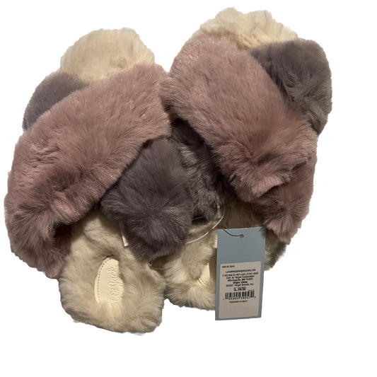 Cat & Jack Brooklyn Crossband Slipper Lavender Large 4/5 Cozy Fleece Open-Toe