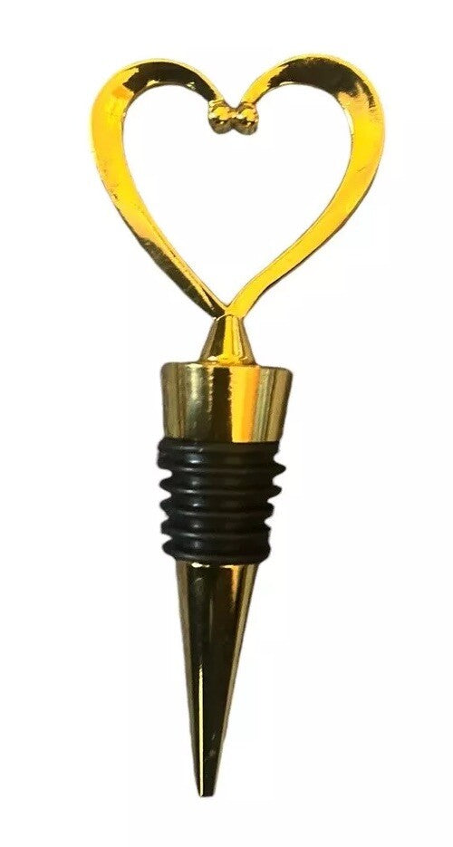 Gold Heart-Shaped Metal Wine Bottle Stopper Elegant Decorative Wine Preserver